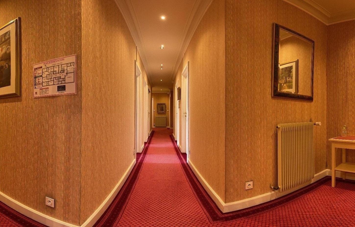 Le Manoir De Bellerive Hotell Le Buisson-de-Cadouin Exteriör bild