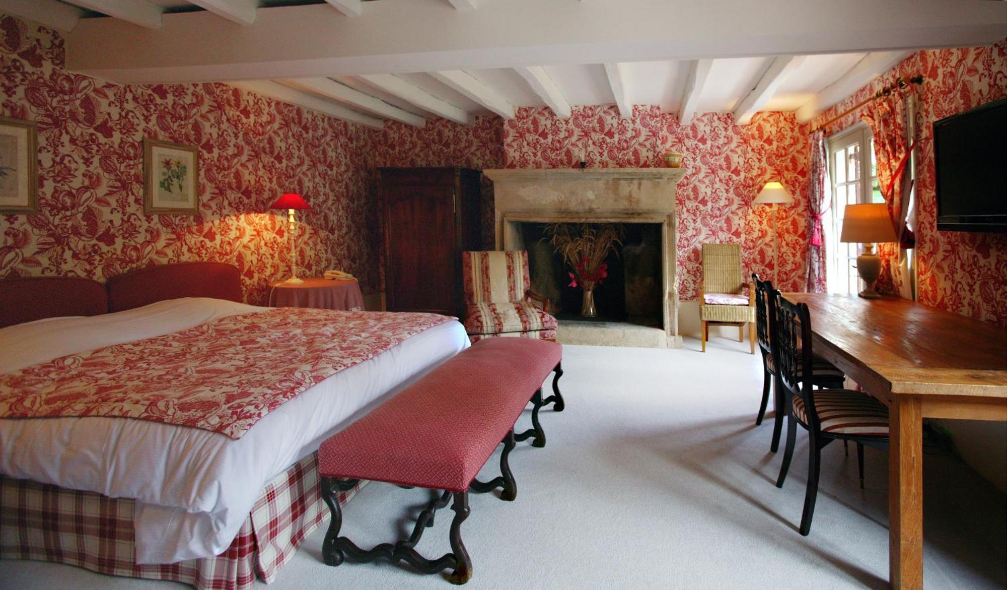 Le Manoir De Bellerive Hotell Le Buisson-de-Cadouin Exteriör bild