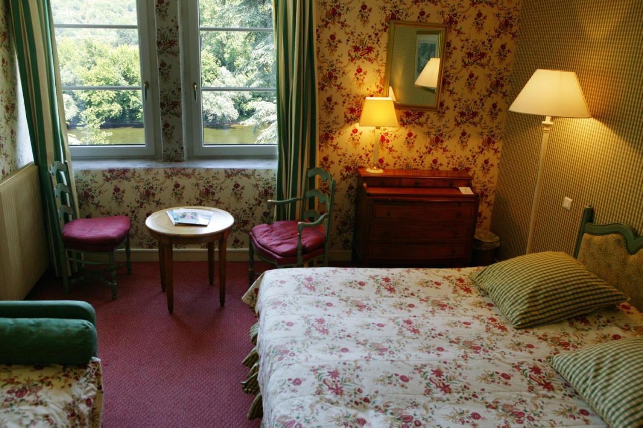 Le Manoir De Bellerive Hotell Le Buisson-de-Cadouin Exteriör bild