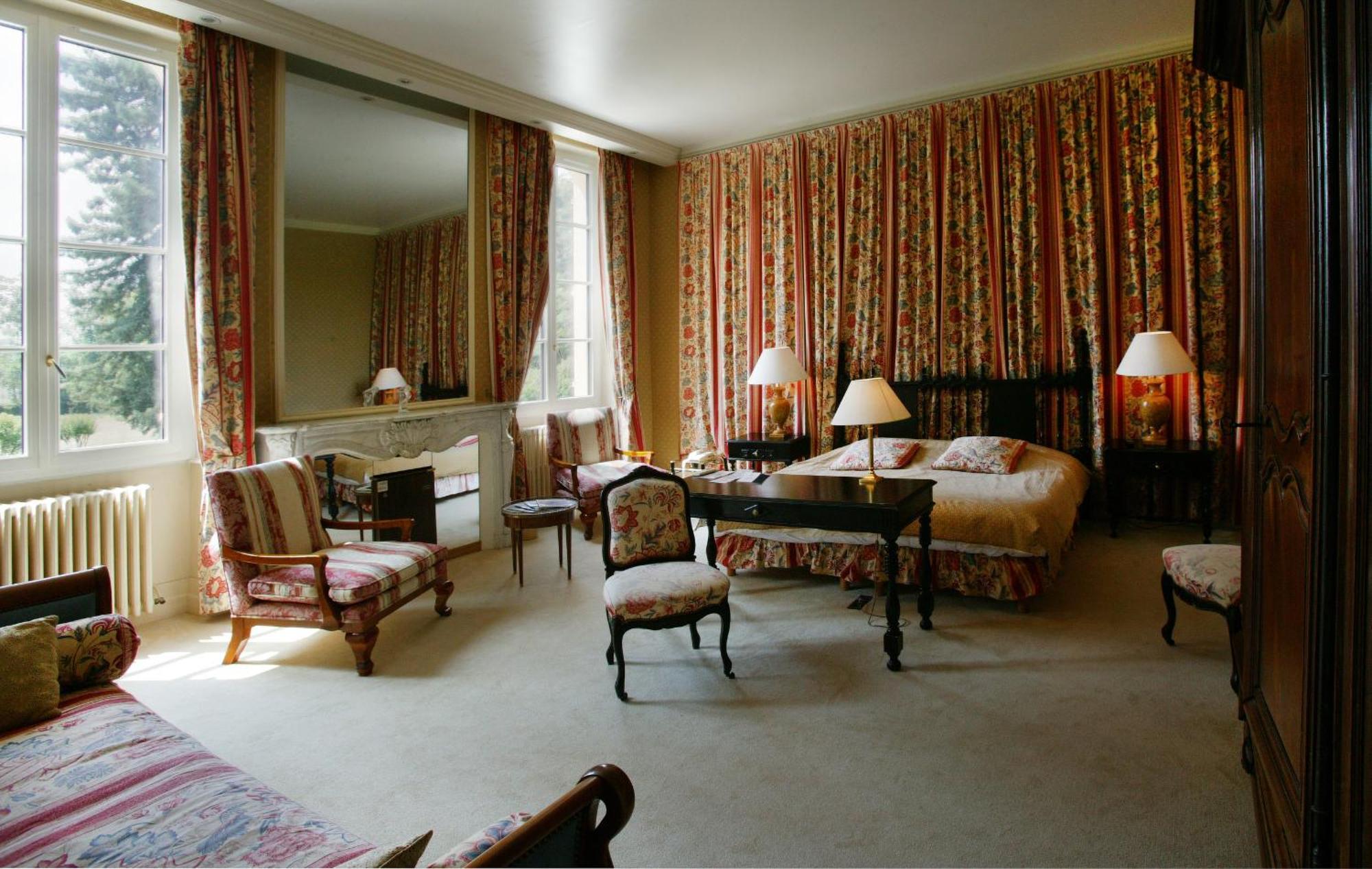 Le Manoir De Bellerive Hotell Le Buisson-de-Cadouin Rum bild
